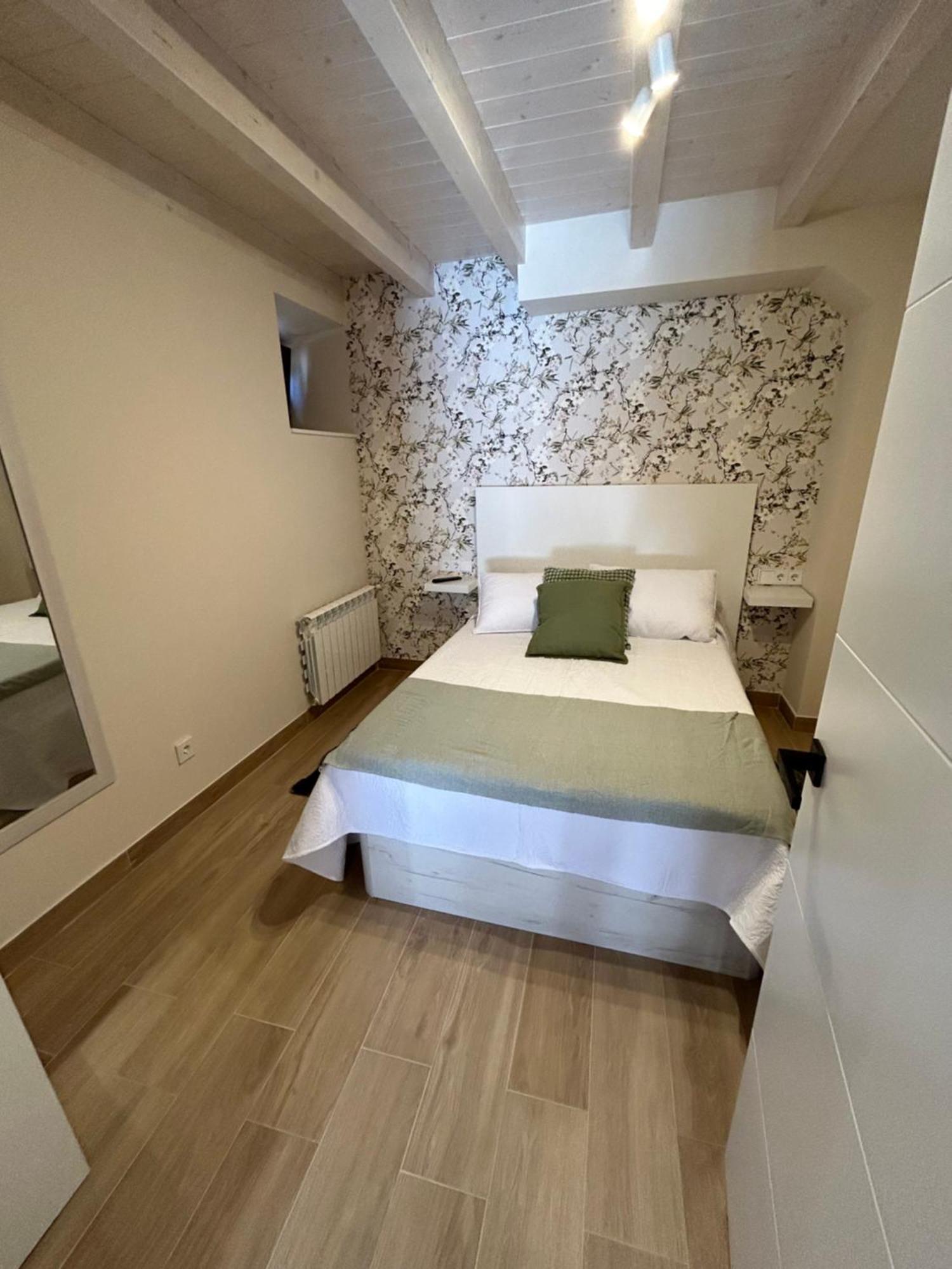 Apartamentos San Roque Arenas De Cabrales Extérieur photo